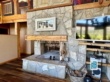 Casa en venta en el encantador Callejón de GINGIN, San Martín de los Andes, Patagonia Argentina.