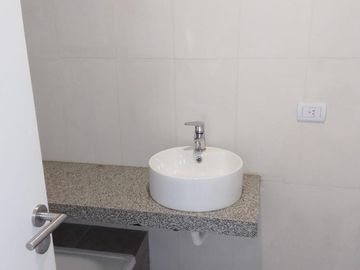 Ph 4 ambientes con fondo en venta en Ituzaingo norte
