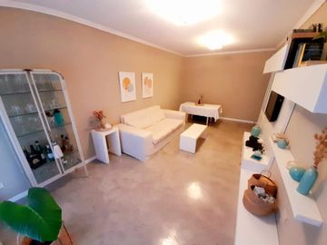 Chalet 4 ambientes en venta en Ituzaingo