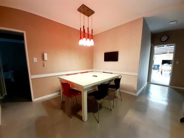 Chalet 4 ambientes en venta en Ituzaingo