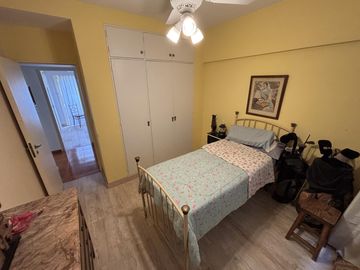 Departamento en Venta, Caballito, 3 ambientes y Dependencia con Balcon al Frente - Apto Credito