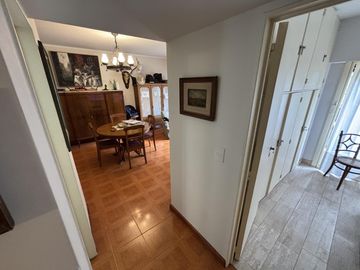 Departamento en Venta, Caballito, 3 ambientes y Dependencia con Balcon al Frente - Apto Credito