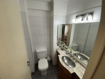 Departamento en Venta, Caballito, 3 ambientes y Dependencia con Balcon al Frente - Apto Credito