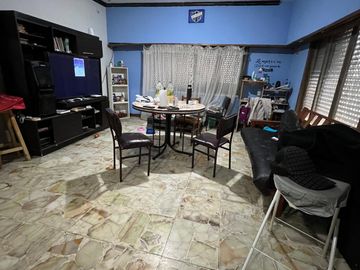 Venta Casa Galpón Ciudadela