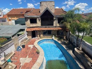 Venta Casa en Ramos Mejia Sur
