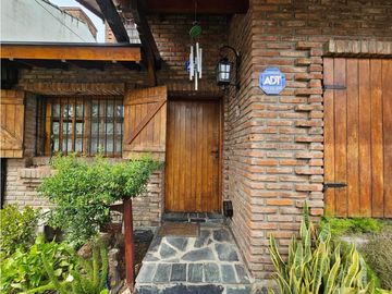 Casa 6 Ambientes Ituzaingo Norte