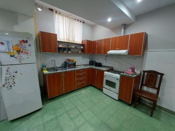 Departamento Tipo Casa en venta en Lanus Oeste