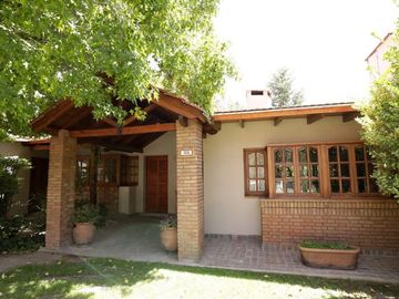 VENDO CASA CHACRAS APTA CRÉDITO