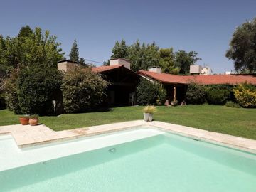 VENDO CASA CHACRAS APTA CRÉDITO