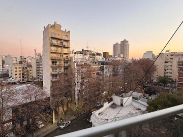 Venta Monoambiente con balcón - Caballito