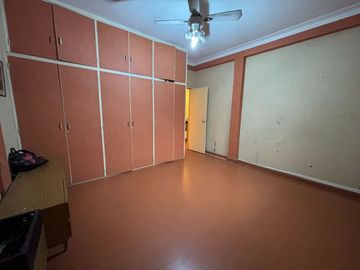 PH 2 AMBIENTES C/ PATIO VILLA DEVOTO A REFACCIONAR