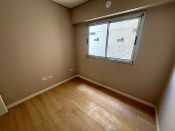 DEPARTAMENTO 4 AMBIENTES CON COCHERA EN CABALLITO