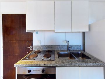 VENTA 1 AMB AMENITIES, COCHERA, AMOBLADO ITUZAINGO