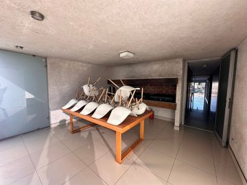 VENTA 1 AMB AMENITIES, COCHERA, AMOBLADO ITUZAINGO