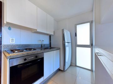 VENTA 1 AMB AMENITIES, COCHERA, AMOBLADO ITUZAINGO