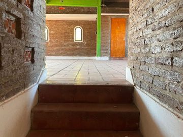 VENTA DE DOS LOCALES FRENTE A LA UNPAZ- PERMUTA