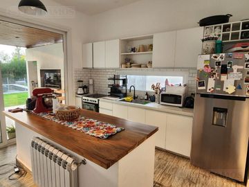 Casa en venta en el Barrio San Matias, area 2, ESCOBAR
