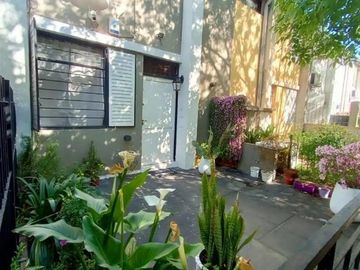 Dúplex en venta - 2 Dormitorios 2 Baños - Cochera - 105Mts2 - Tolosa