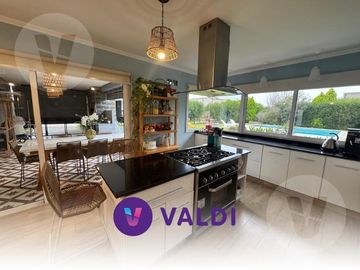 Casa en venta - Barrio Don Joaquín, Canning