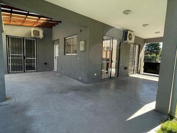 Casa en venta - Barrio El Bosquecillo, Ezeiza
