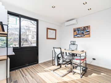 Venta departamento 3 ambientes en dúplex con terraza y parrilla en Parque Avellaneda (1º5)