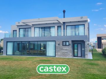 Casa de 4 dormitorios en venta en Terralagos Canning