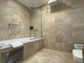 VENTA Exclusivo Departamento en Peninsula Manzano Villa La Angostura.