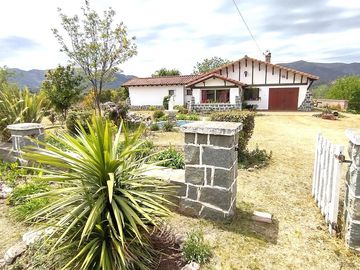 INVERSOR! VENDO Casi 7 hectáreas para lotear con 14 lotes y Chalet 3 dormitorios - 2 baños