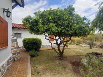INVERSOR! VENDO Casi 7 hectáreas para lotear con 14 lotes y Chalet 3 dormitorios - 2 baños