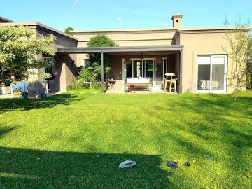 Casa en el Barrio San Matias, Escobar