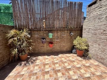 Triplex 4 ambientes  en Pinar de Tigre
