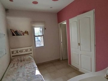 Casa de 4 dormitorios en excelente estado de muy buena calidad