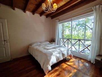 Casa de 4 dormitorios en excelente estado de muy buena calidad