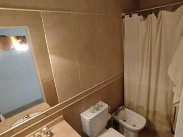 Casa de 4 dormitorios en excelente estado de muy buena calidad