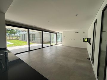 Casa a Estrenar en Cardales