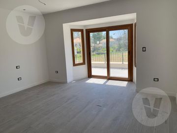 Casa en venta con renta -  Barrio Saint Thomas Oeste, Canning