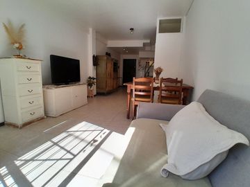 URQUIZA DEPTO  3 AMB.  PB PATIO Y PARRILLA MODERNO