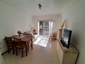 URQUIZA DEPTO  3 AMB.  PB PATIO Y PARRILLA MODERNO