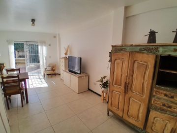 URQUIZA DEPTO  3 AMB.  PB PATIO Y PARRILLA MODERNO