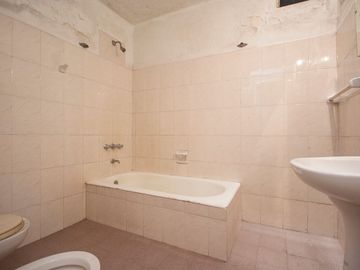 VENTA PH 2 AMB CON PATIO EN TIGRE A RECICLAR