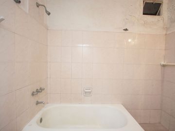 VENTA PH 2 AMB CON PATIO EN TIGRE A RECICLAR