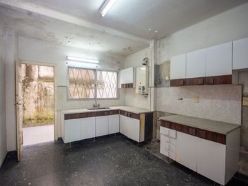 VENTA PH 2 AMB CON PATIO EN TIGRE A RECICLAR