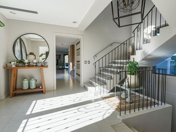 Casa Venta 8 Ambientes Saint Thomas Villa Italiana