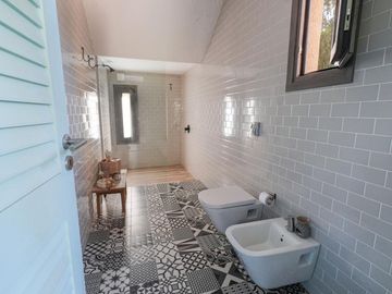 Casa Venta 8 Ambientes Saint Thomas Villa Italiana