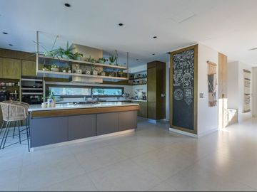 Casa Venta 8 Ambientes Saint Thomas Villa Italiana