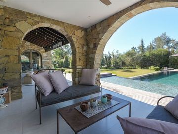 Casa Venta 8 Ambientes Saint Thomas Villa Italiana