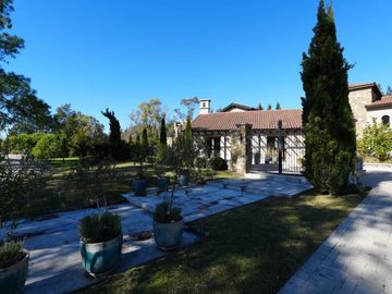Casa Venta 8 Ambientes Saint Thomas Villa Italiana