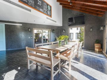 Casa Venta 8 Ambientes Saint Thomas Villa Italiana