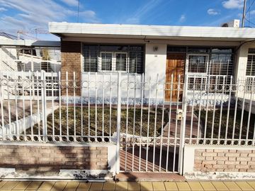 VENTA CASA BARRIO TRAPICHE GODOY CRUZ