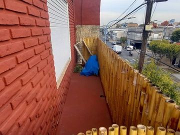 VENTA PH 2 AMB. CASEROS APTO CRÉDITO - PERMUTA